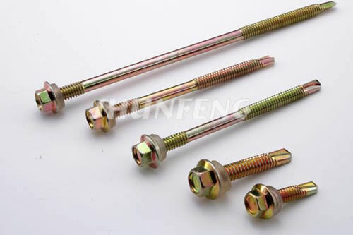 Five self-drilling screws with yellow zinc plating in different diameters and lengths.